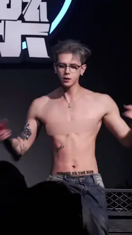 嘿嘿😁#creatorsearchinsight #mc柯楠 #mckenen #เทรนด์วันนี้tiktok #เทรนด์วันนี้ 