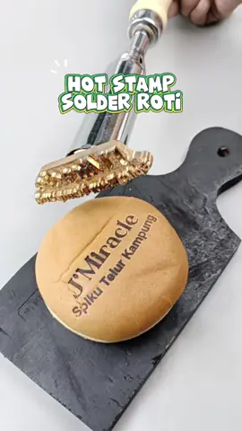 🔥 Hot Stamp Solder Roti — Cetak Logo Lebih Elegan & Profesional! 🔥 Tingkatkan nilai jual produk rotimu dengan hasil cetak logo yang rapi, cepat, dan tahan lama menggunakan hot stamp solder roti! ✨ Keunggulan: 🍞 Cetak logo timbul yang jelas & elegan ⚡ Pemanasan cepat, hemat waktu produksi 💪 Tahan lama & mudah digunakan 🎨 Cocok untuk roti, kue, packaging, dan berbagai produk bakery Bikin brand kamu makin dikenal lewat setiap potongan roti yang unik dan berkelas! 😍 Hubungi kami untuk info lebih lanjut sekarang!! 📍Workshop: Surabaya: Jl. Banyu Urip Kidul II No. 34B Surabaya Kediri Jl. Ahmad dahlan, No. 127B, Mojoroto, Kota Kediri Malang Jl. Bungur, No. 11B, Lowokwaru, Malang Sidoarjo: JI. KH. Yakkub II, No. 34A Siwalanpanji, Buduran, Sidoarjo, Jawa Timur Gresik: Jl. Usaman sadar 41, Gresik #hotstampsolderroti #solderroti #alatcetakroti #brandingroti #peralatankue 