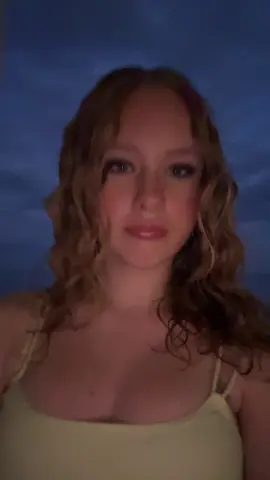 😝 #fyp #goviral #florida #curlyhair #lipsync 