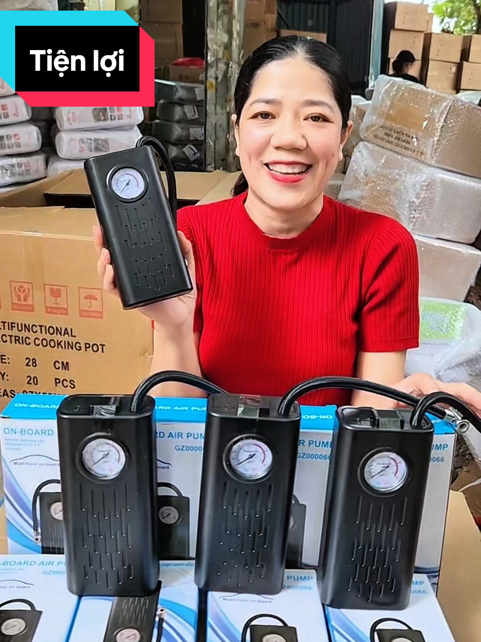 Máy bơm hơi tự động cầm tay cps chế độ tự ngắt khi đầy. #maybomhoi #maybomhoimini #maybomhoidanang #maybomkhikhongday #xuhuong 