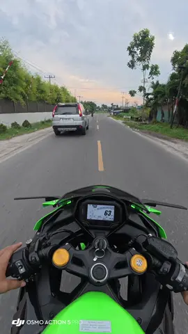 kita hadir kan lagi motorvlog asahan #zx25rr  #motorvlogasahan  #fypberandatiktok 