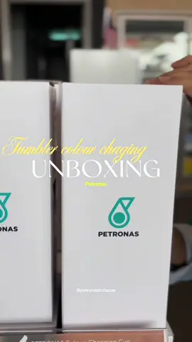 Hai korang tumbler petronas chaging colour dah avaible dekat station petronas kotasas ! 😍 ada 2 jenis design yang menarik dan warna yang cantik cantikk.. tunggu apa lagi korang jom la grab sekarang ! 😍😍  #petronaskotasas  #kotasaskuantanpahang  #fypシ 
