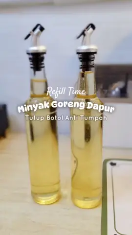 Tutup botol minyak anti tumpah. dipakai praktis hemat minyak😉 #tutupbotol #tutupbotolminyak #botolkaca #refillasmr #refill 