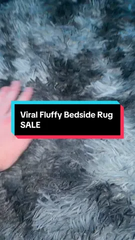 It’s the softest thing I’ve ever felt 😭 #fluffyrug #rug #tiktokshopholidayhaul #giftideas #bedroomaccessories 
