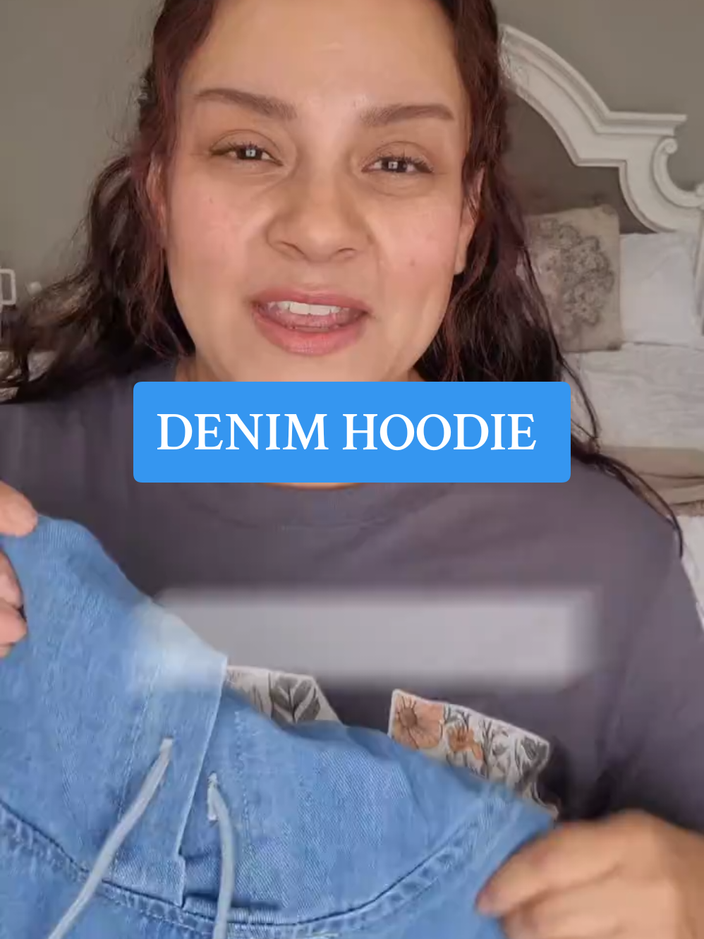 denim hoodie  #denimoutfit #winterootd #hoodieseason #fypシ゚viral #womensfashion 