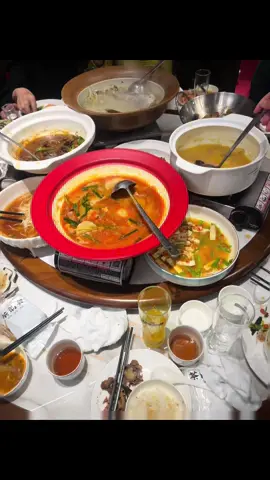 熱鬧的生日晚宴喔#台灣