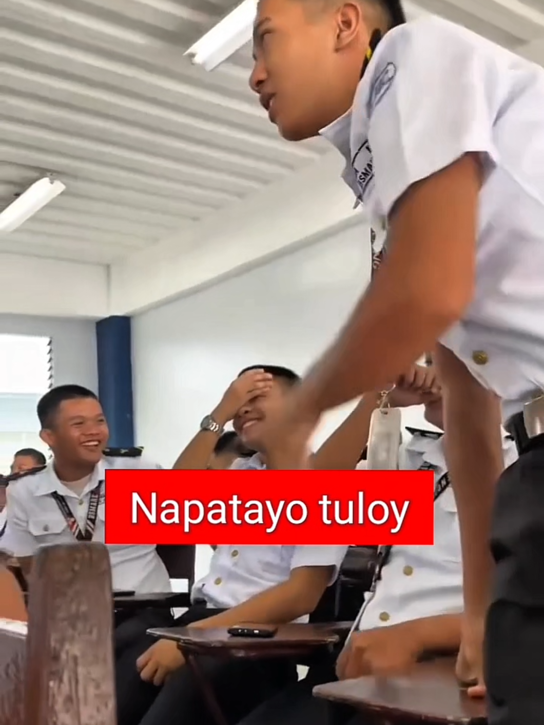 napatayo tuloy#funny #funnyvideos #funnyvideo #fyp #foryou 