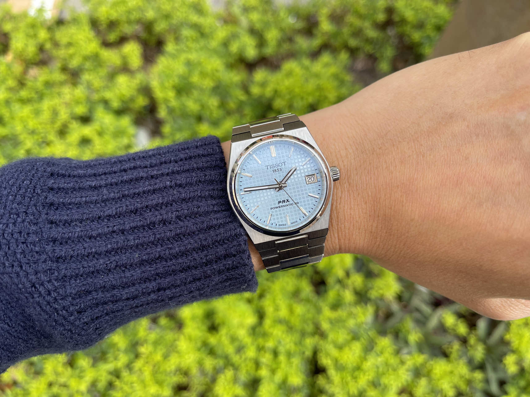 E vừa về được Tissot PRX Ice Blue 35mm lướt leng keng ạ #tissotprx #prx #donghonam #richtran #dongholuot 