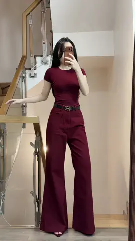 Quần đỏ mận jean ống rộng