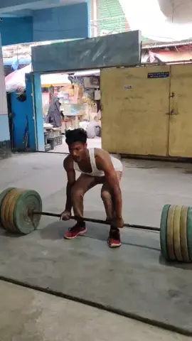 light weight baby ✅  guess the weight #ronniecoleman #bodybuilders #deadlift 