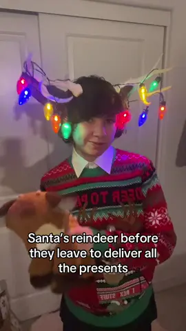kemonomimis it’s time to make it jingle! #kemonomimi #deerkemonomimi #deercosplay #christmas 