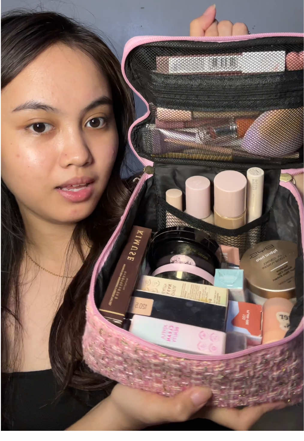 Makeup bag #makeupbag #makeuporganizer #makeupkit #makeuppouch #makeup 