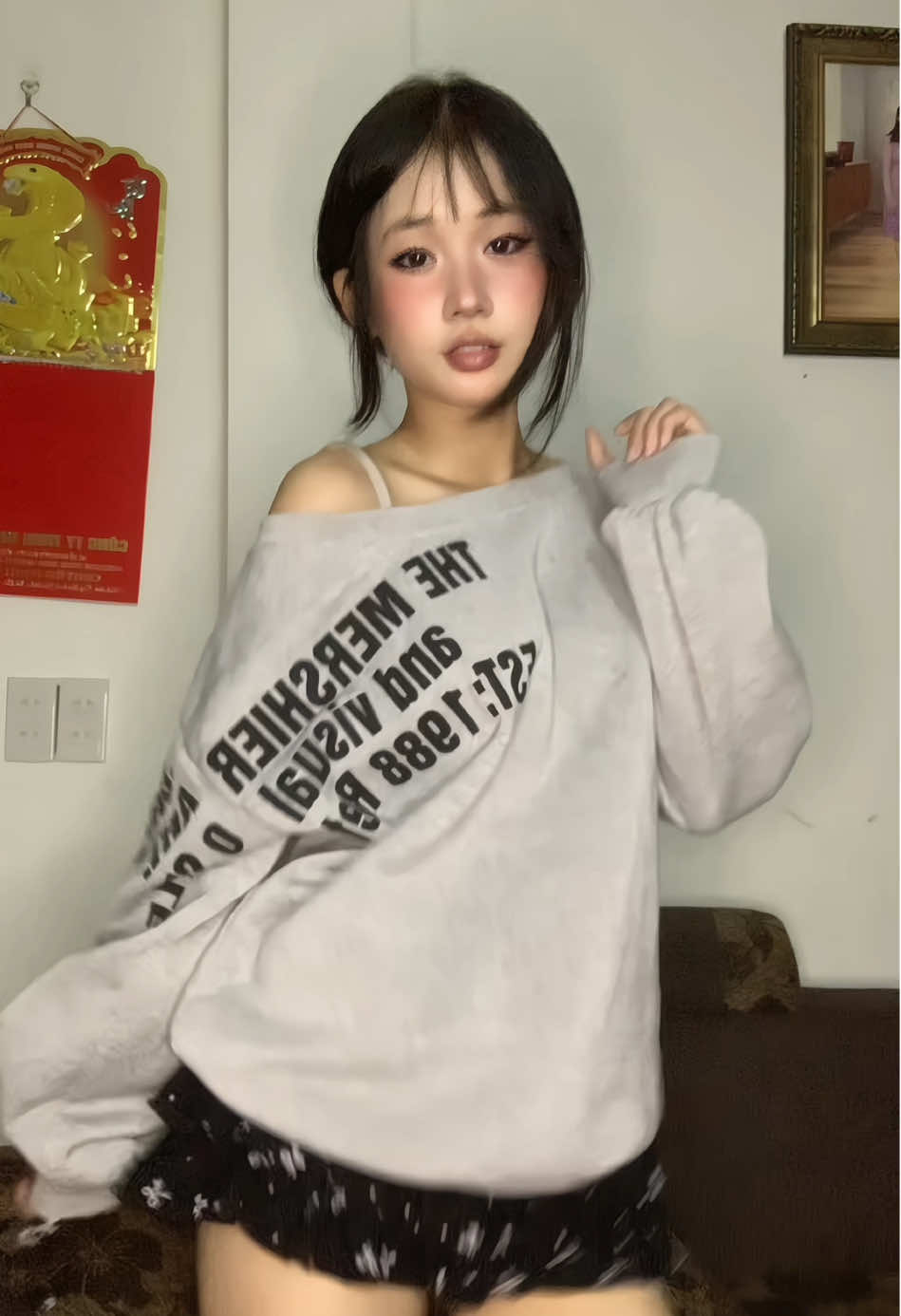 ưng cái mặt quá hiuhiu 👅#conmuc 