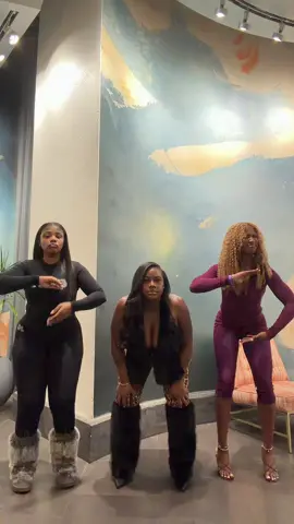 Wooooo   @KiandraJanay @MJ @Esther de Miguel  #atlanta #migos 