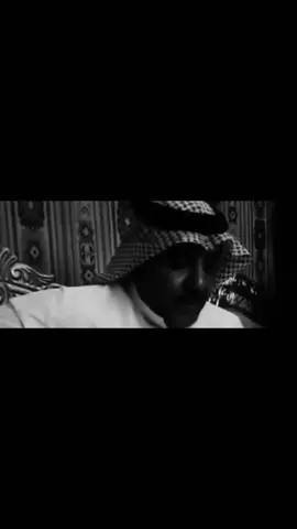 شفتك قمر والناس من حولك نجوم                                                      #حسين_العلي #fyp #هواجيس 