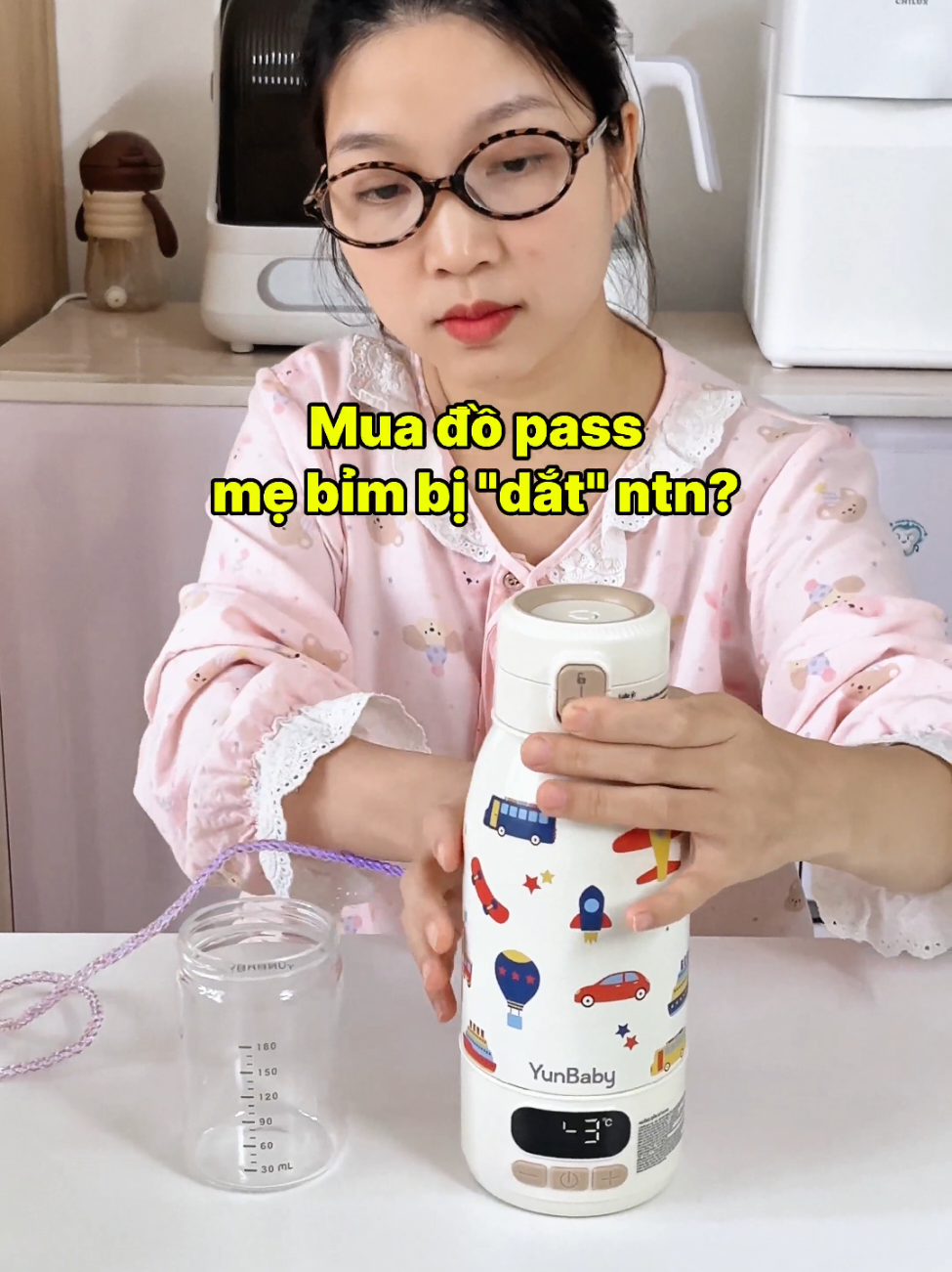 Riêng bình đun nước pha sữa cho con các bà đừng nên mua pass nhé! #review #binhdunnuocphasua #binhgiunhiet #yunbaby #binhdungnuoc 