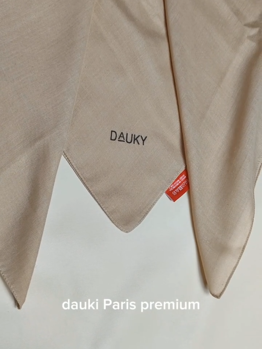 Adem dan mudah diatur 🤩 #fyp #hijab #hijabsegiempat #hijabmurah #dauky 