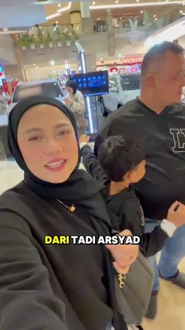 nonton aga laen.. ngakak terus😅