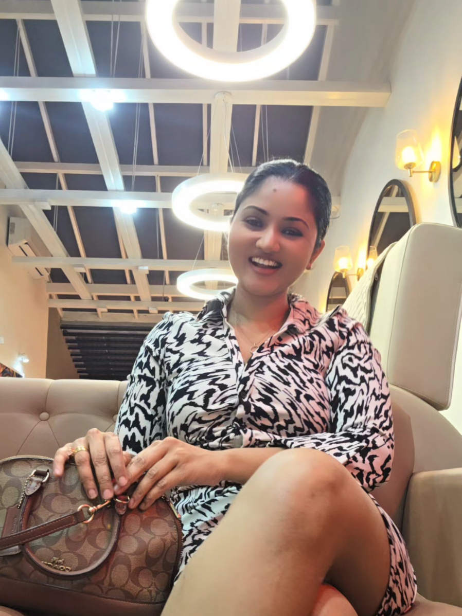 ✨️🌸 #trending #viral #nipunikadissanayake #cartalkswithnipu #CapCut 