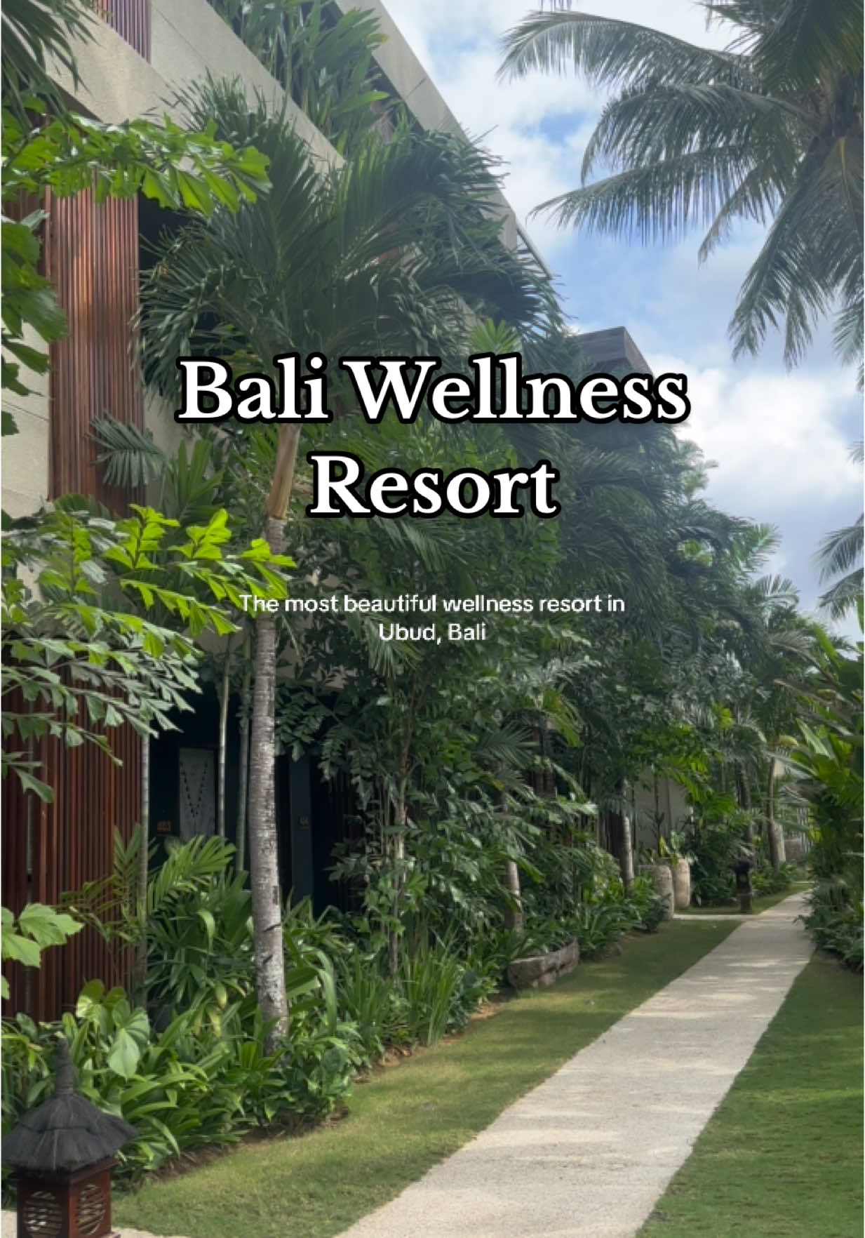 Zero complaints 10/10 #balihotel #ubudbali #soulshinebali #blackgirltravel #wellnessresort 
