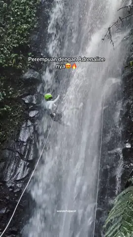 BOOKING NOW!! More information dan Reservasi bisa DM atau WA (085733434657)  Gass Gass !! #canyoneeringpacet #canyoneering #pacet #wonderfulpacet #tosadventure 