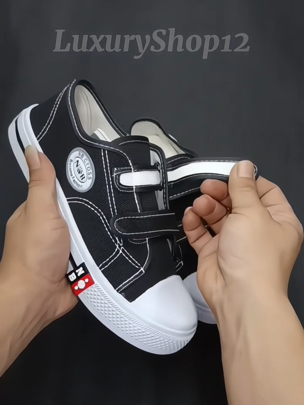 Sepatu N0B Velcro Anak Sekolah, Model Simpel Awet Murah Berkualitas🥰🔥 #creatorsearchinsights #sepatuanaksekolah #sepatusekolah #sepatumurah #sepatuhitam 