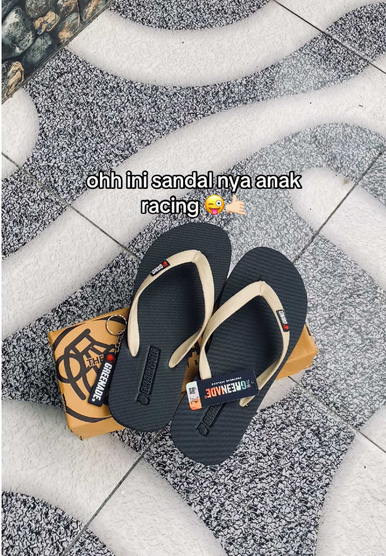 pantesan, kece banget sandalnya🤩 #sandal #fyp #sandaljapitpria #masukberandafyp 