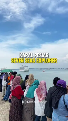 Seven Seas Explorer akan hadir di Surabaya North Quay🚢 10 Desember 2025 jadi waktu yang pas buat lihat kapal pesiar mewah ini dari dekat, sambil menikmati angin laut yang calming dan suasana tepi laut yang nyaman banget. 🗓 10 Desember 2025 ⏰ 10.00-19.00 WIB 📍 Surabaya North Quay 💰 HTM 10 ribu Ayo gas bareng! Jangan sampe FOMO liat story orang lain duluan!  Informasi kedatangan kapal pesiar selanjutnya bisa cek di IG @snq_sunsetpoint #infolovesuroboyo #lovesuroboyo #SevenSeasExplorer #CruiseDayVibes