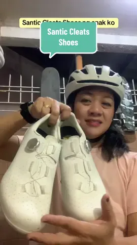 Laya pala itong Santic Cleats ang pinli ng anak ko dahil ang ganda ng features. #santic  #biker  #bike  #cycling #siklista 