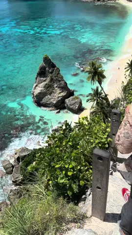 Hidup cuman seklai, maka dari itu harus ke bali … #bali #baliindonesia #diamondbeach #klingkingbeach #nusapenida 