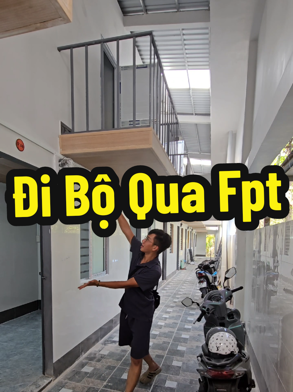Trọ Ban Công Gác Rộng Đi Bộ Qua Đại Học Fpt Cần Thơ