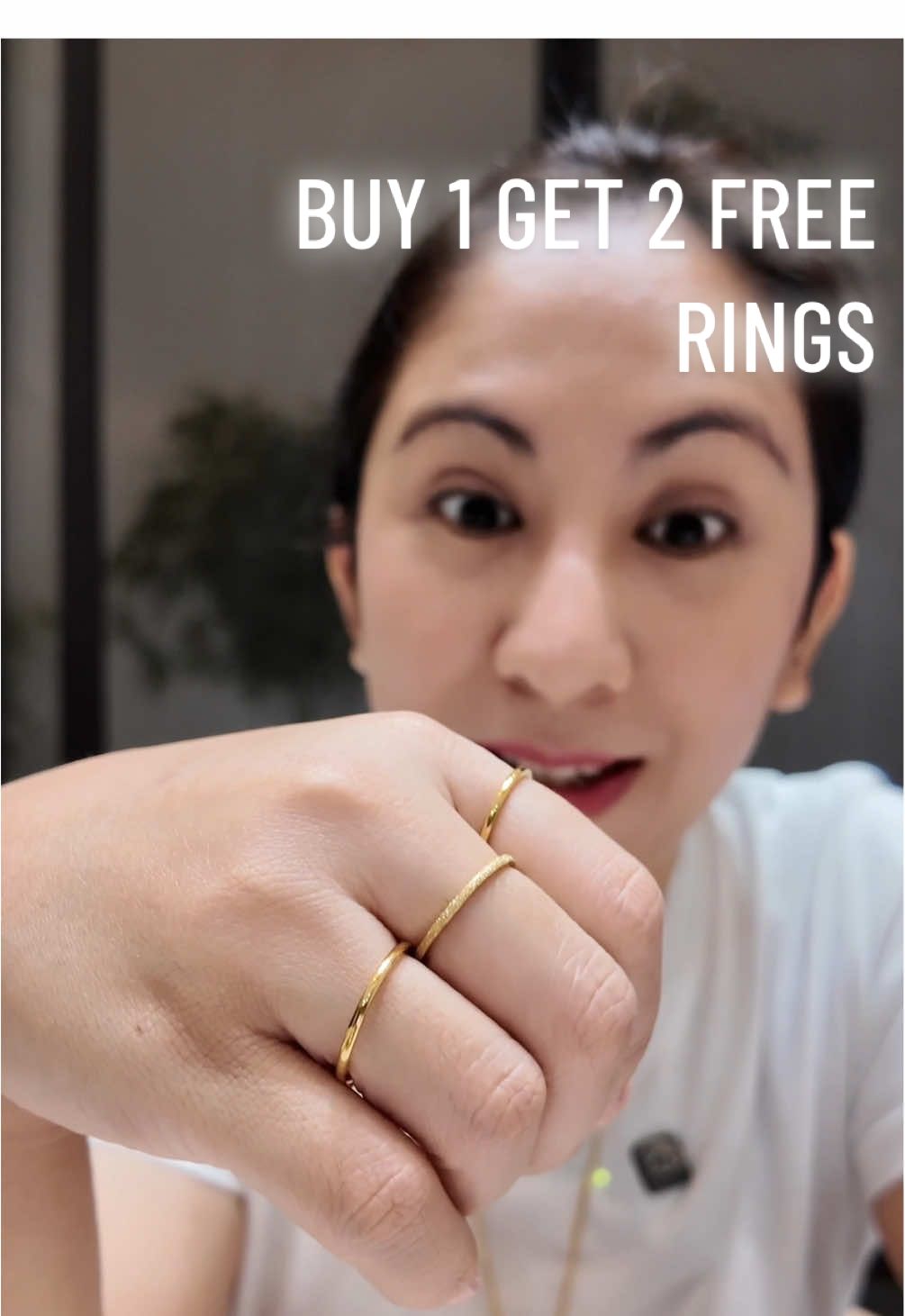 Buy 1 get 2 free simple rings. Non fading non tarnish rings. 