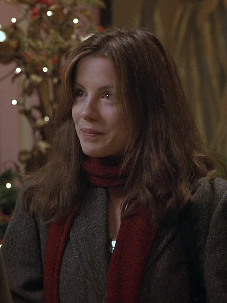 i looooove this kinda of christmas movie just looooove it!!! 🤍❄️ #serenfipity #christmas #edit #2000s #romcom jonathan trager sara thomas kate beckinsale john cusack movie recommendation merry christmas last christmas