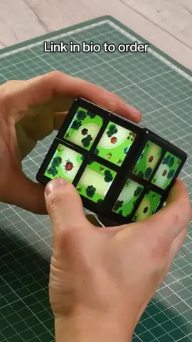 WOWCube just entered Minecraft mode! 🏰⚡️ #wowcube #surprise #gadget #game 