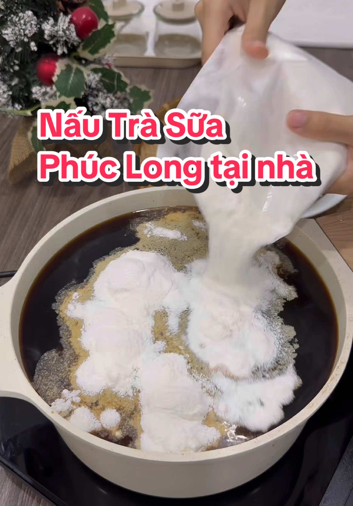Tự nấu trà sữa Phúc Long tại nhà vừa dễ , vừa ngon , đậm vị trà mà một set nấu được cả một nồi to , được khoảng 30-35 ly luôn đó 😘😘😘 #nam_nhuphuong #vtmgr #ancungtiktok #onicioheasy 
