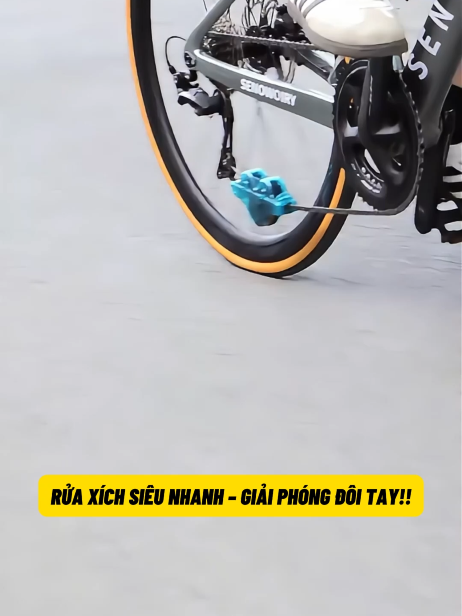 #MónHayNênMua🔥 #BảoDưỡngXeĐạp #RửaXích #DụngCụVệSinh  Rửa xích siêu nhanh – giải phóng đôi tay!! 🚲🧼✨