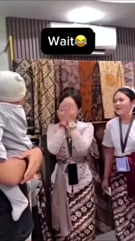 Đã làm gì đâu……? Đã chạm vào đâu…… Tui đang đưa khach đi tìm nhà tự nhiên lại chơi ú oà…… 🏡🏡🏡🏡📕chính chủ sẵn hàng nghìn căn giao dịch ngay 💰 ( tt trực tiếp ) 📕chính chủ sang tên ngay ☎️0939698586-mật vụ Hoàngnhàđẹp hỗ trợ uy tín & tận tâm  #mậtvụHoàngnhàđẹp  #Hoàngnhàđẹpcacquậntrungtâm  #BanNhaHaNoi 