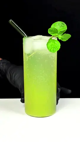 refreshing green apple 🍏 drink 🍷  #drinks #usafood #foodtiktok 