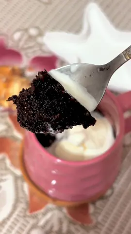1 minute microwave Mug cake🤤