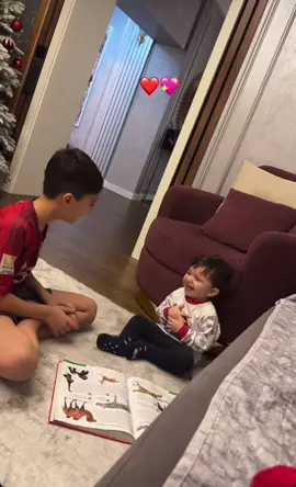 Aku berjanji akan selalu melihat keluargaku bahagia 😊