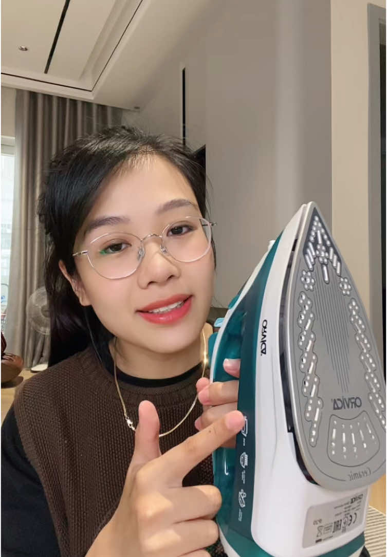 Bàn ủi hơi nước Orvica , bảo hành 12 tháng #banlahoinuoc #banlahoinuoccamtay #banla #banui #banuihoinuoc 