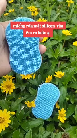 combo 10 miếng rửa mặt đang có giá ưu đãi mọi người săn liền đi ạ. #miengruamatsilicon #beauty #chamsocda #khanhhuyen08_03 