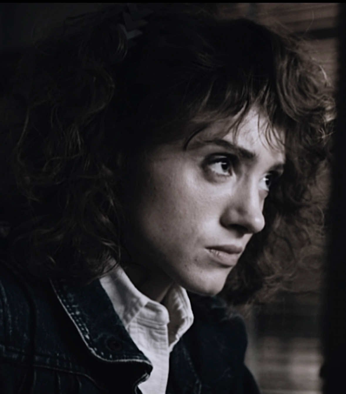 ( #ronance ) i love clairo so much and they are Endgame. let me live in My Delusions!!! #robinbuckley #nancywheeler #strangerthings #foryoupage wlw clairo bags by clairo   scps: jcqscenes and stcenes