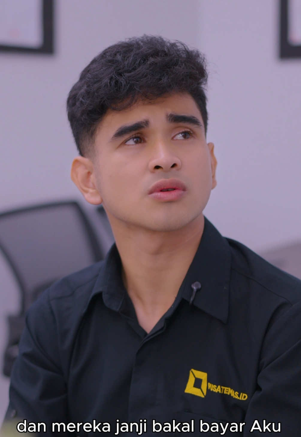 Numpang tinggal di rumah sendiri. Karena rumah di jual terpaksa aku numpang @BERSINEMA PICTURES @dramapusatemas.id  #LigaDramaTiktok #SerialTiktok #VerticalScriptedDramaBersinema #TikTokTainment #radenmuda5150 