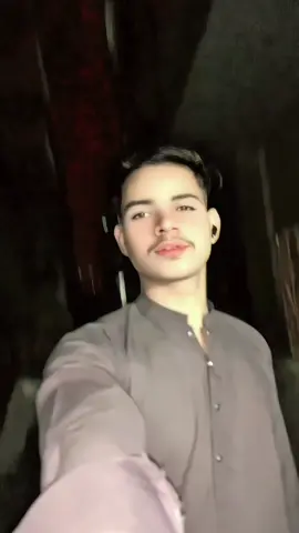 -Kamzor or Hum 👑❤️‍🔥#foryoupage #viral #foryou #fouryoupage #trendingvideo 