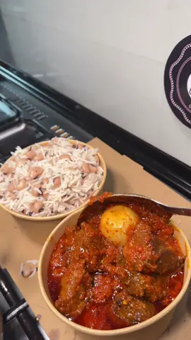 #abujafoodvendor #jedstastymeals #riceandbeans #beefstew 