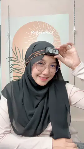 Head lamp ringan dan kecil. Tahan air dan rechagreable. Beratnya cuma 50 gram. Cocok buat hiking, camping dan kerja malam. Yang terpenting nggak bikin pusing dan nggak berat. Rekomendasi headlamp ringan. #CapCut 