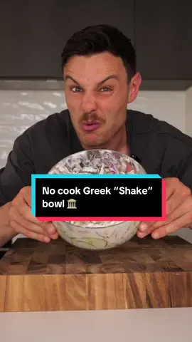 If you want to lose weight but you just don’t have the time to meal prep… you need to watch this 👇 This recipe also requires 0 cooking by the way 👀🔥 The 2 biggest barriers I help people overcome in their weight loss journey are: 1️⃣ Not having enough time to meal prep 2️⃣ Hating cooking 🤣 Because for some reason people think “prepping your food” means hours in the kitchen and needing to be some Michelin star chef 👨‍🍳 But that is definitely not the case. All you really need is fast, simple, and tasty recipe ideas that require minimal effort to put together 🙌 And in just 5 minutes, I’ve prepped 2 days worth of my Greek Chicken Shake Bowls — only 383 calories and a huge 53g of protein 🥗💪 They taste bloody amazing… and you can whip these up while getting ready in the morning 🤝 Want to take it next level? Slap it in a high-protein wrap and make yourself a chicken souvlaki 🌯🤤 If this style of meal prep sounds like something you can get around, do 2 things: 👇 1️⃣ Drop my page a follow — I make losing fat easy with recipes like this every week  2️⃣ Comment the word “shake” below and I’ll send you this recipe for FREE 🎁🔥 #foryou #foryoupage #fatloss #mealprep #Recipe 