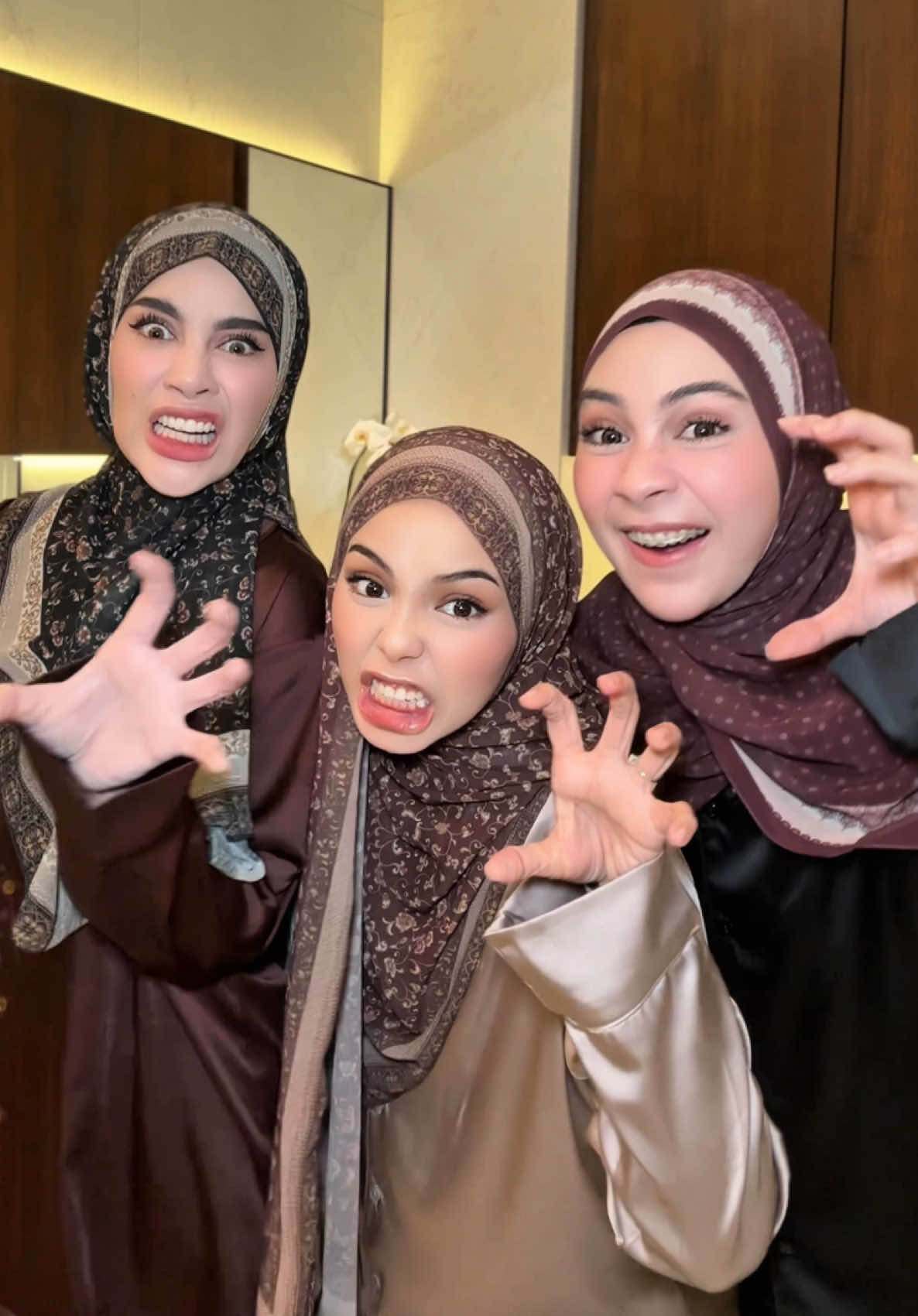 YANG KITA PAKE CAKEP KAN??? TUNGGUIN 12.12 @Sylmi.basic 🔥