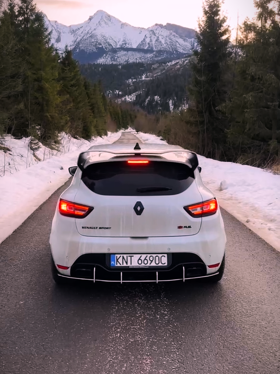 Clio RS Trophy Akrapovic Exhaust + Downpipe 200 cpsi GT Performance  #renaultsport #clio4rs #hothatch #car #fyp 